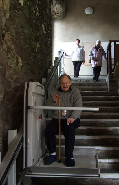 Narrow Staircase and Standing Stairlift Options Widen in 2026
