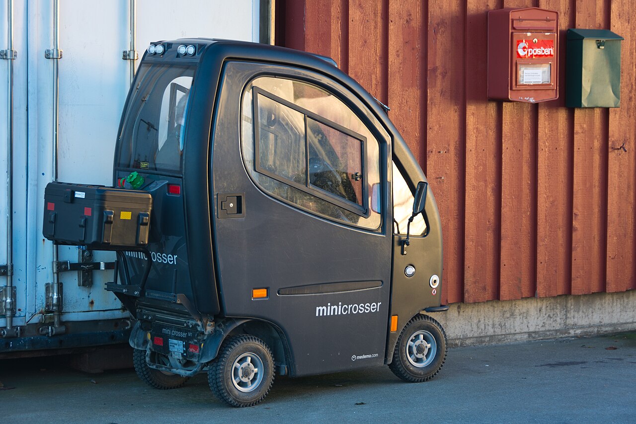 salus humfree lightweight mobility scooters A lightweight mobility scooter