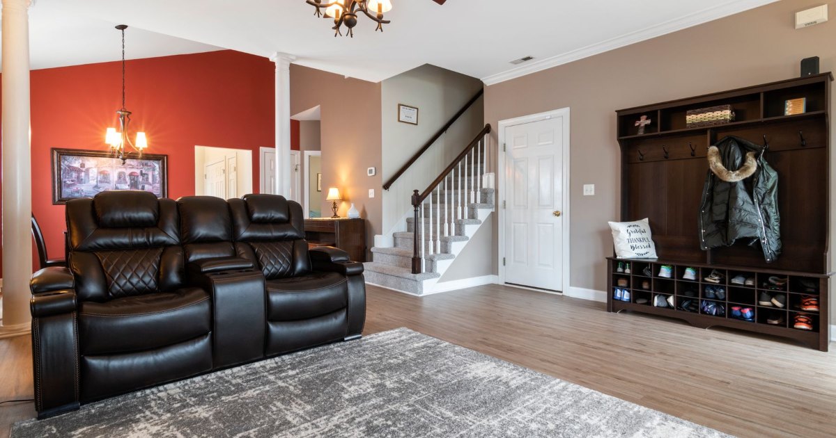 Reclining seating in a comfortable home living room