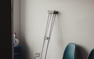 Crutches vs Walking Sticks (Walking Canes)