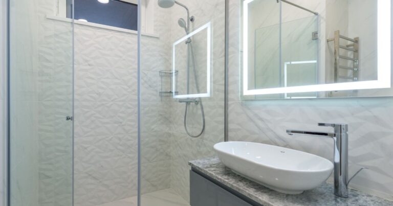 Invacare expands Aquatec Pure range with new shower stools, shower chair and 3-in-1 commode