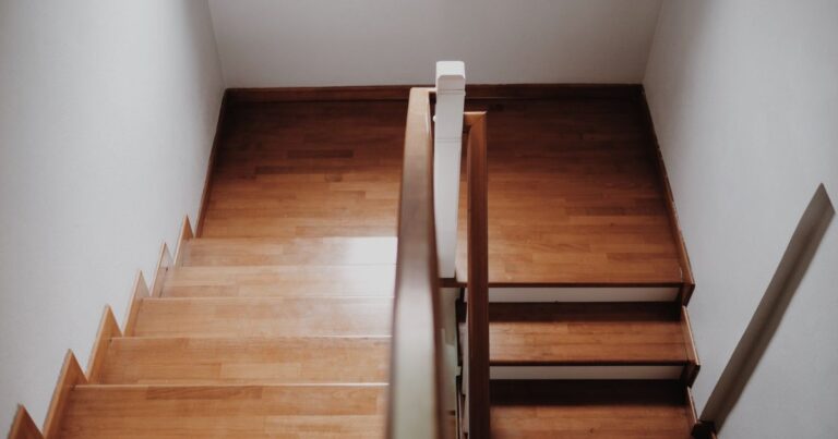 Savaria Launches K2 Straight Stairlift for UK Homes