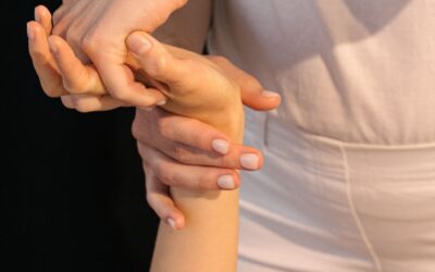 Ways to Help Your Swollen Feet & Ankles