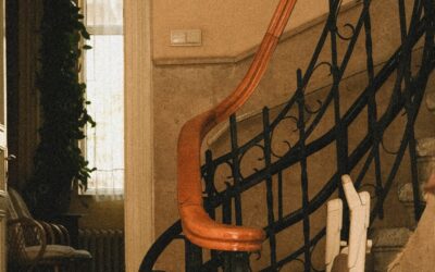 Stairlift Companies to Avoid: Nine Warning Signs to Check First